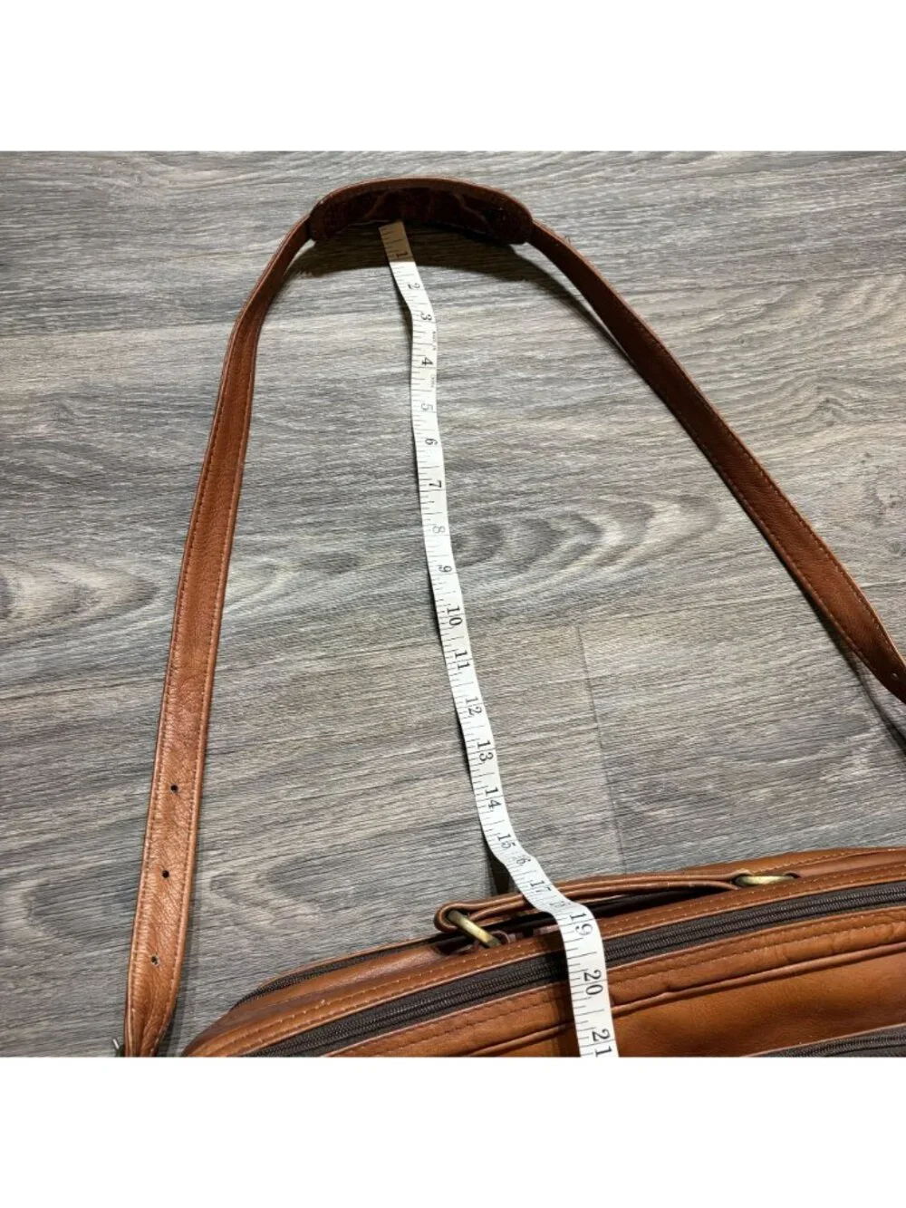 Yury Bags Colombian Leather Briefcase Messenger Crossbody Satchel Cognac Vintage